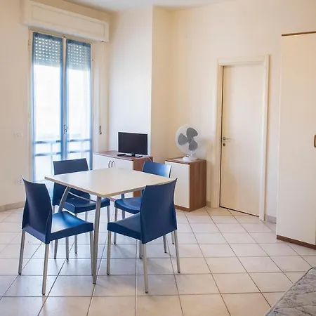 M32 - Marcelli, Nuovo Monolocale Fronte Mare * Marcelli